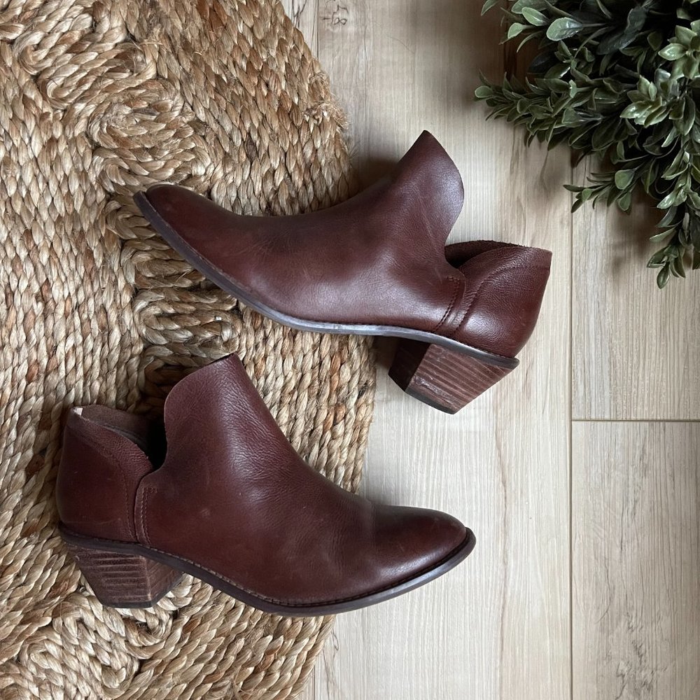 Kelsi Dagger Brooklyn Ankle Boots | 8.5